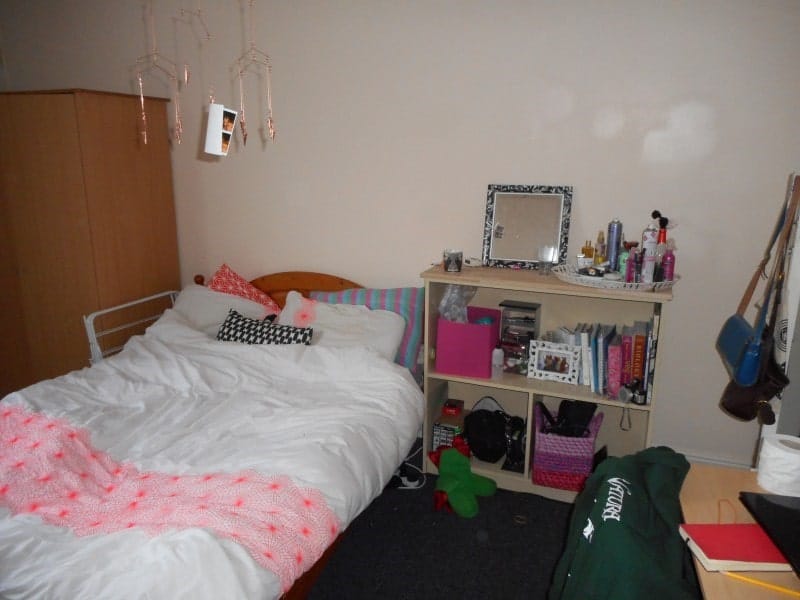 65 Hands Road Sheffield University Student 65 Hands Road Sheffield University Student