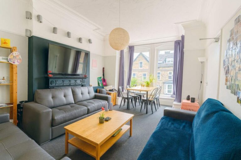 66 harcourt road sheffield university student accommodation lounge 1